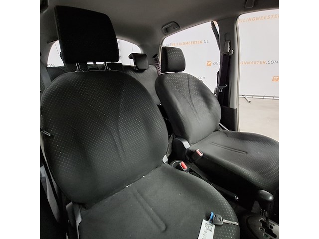 Personenauto, toyota, yaris, 1.3 vvti aspiration, 2010 - afbeelding 31 van  49