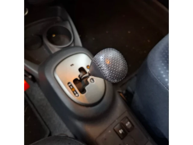 Personenauto, toyota, yaris, 1.3 vvti aspiration, 2010 - afbeelding 38 van  69