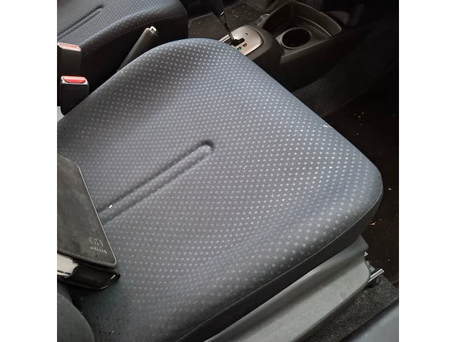 Personenauto, toyota, yaris, 1.3 vvti aspiration, 2010 - afbeelding 50 van  69