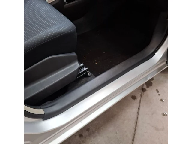 Personenauto, toyota, yaris, 1.3 vvti aspiration, 2010 - afbeelding 51 van  69