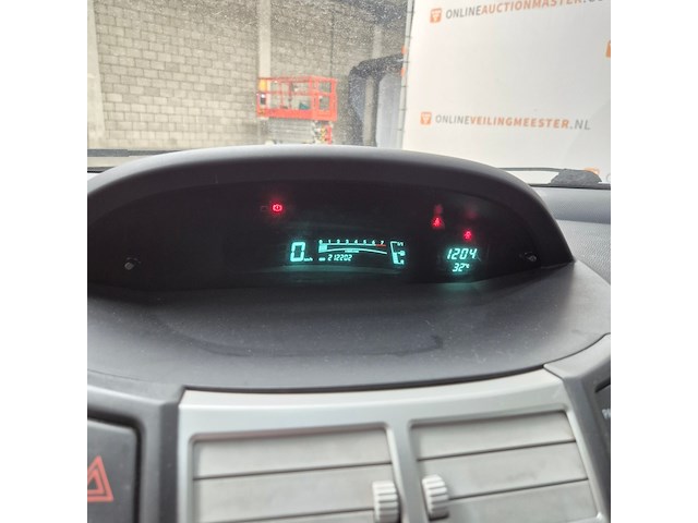 Personenauto, toyota, yaris, 1.3 vvti luna, 2006 - afbeelding 8 van  33