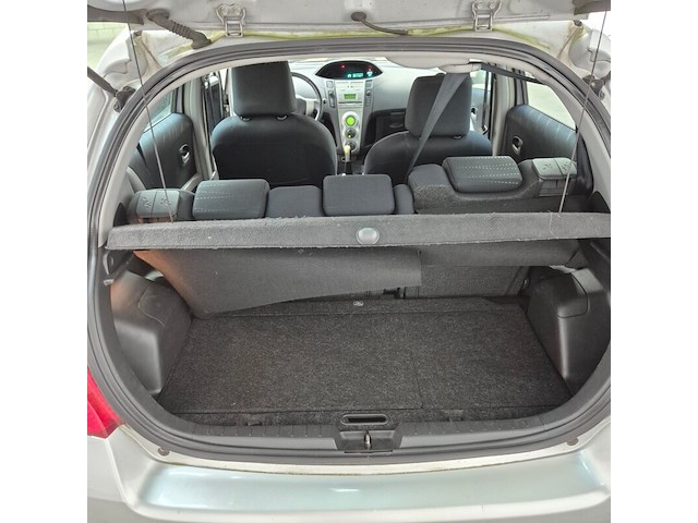 Personenauto, toyota, yaris, 1.3 vvti luna, 2006 - afbeelding 18 van  33
