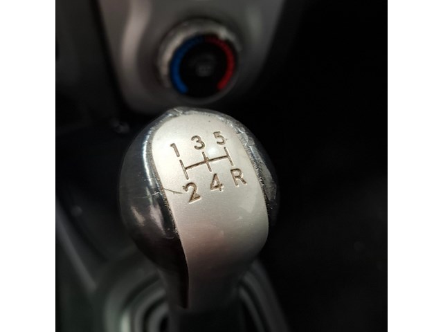 Personenauto, toyota, yaris, 1.3 vvti sol, 2008 - afbeelding 9 van  26
