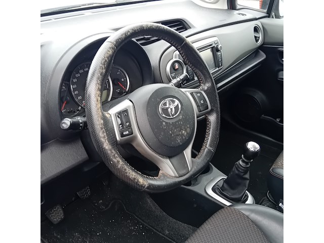 Personenauto, toyota, yaris, 1.4 d-4d aspiration, 2011 - afbeelding 3 van  14