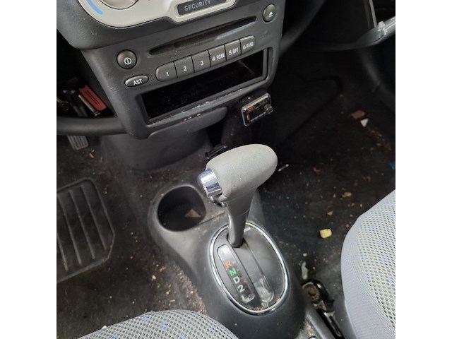 Personenauto, toyota, yaris verso, 1.3 vvt-i sol, 2005 - afbeelding 24 van  56