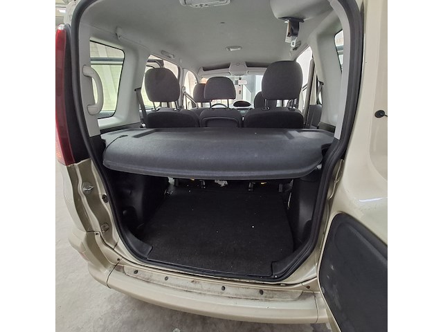 Personenauto, toyota, yaris verso, 1.3 vvt-i sol, 2005 - afbeelding 29 van  56