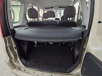Personenauto, toyota, yaris verso, 1.3 vvt-i sol, 2005 - afbeelding 29 van  56