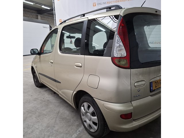 Personenauto, toyota, yaris verso, 1.3 vvt-i sol, 2005 - afbeelding 55 van  56