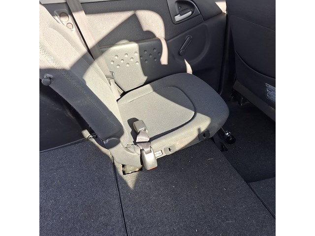 Personenauto toyota, yaris verso, 1.3 vvt-i terra, wit, 2004 - afbeelding 2 van  12