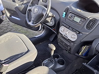 Personenauto toyota, yaris verso, 1.3 vvt-i terra, wit, 2004 - afbeelding 3 van  12