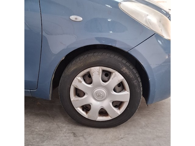 Personenauto, toyota, yaris - afbeelding 3 van  32