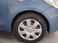 Personenauto, toyota, yaris - afbeelding 3 van  32