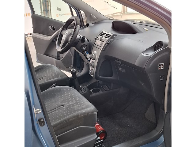 Personenauto, toyota, yaris - afbeelding 15 van  32