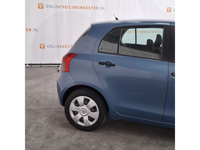 Personenauto, toyota, yaris - afbeelding 28 van  32