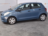 Personenauto, toyota, yaris - afbeelding 30 van  32