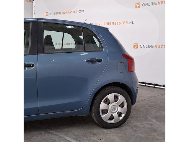 Personenauto, toyota, yaris - afbeelding 31 van  32