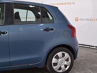 Personenauto, toyota, yaris - afbeelding 31 van  32