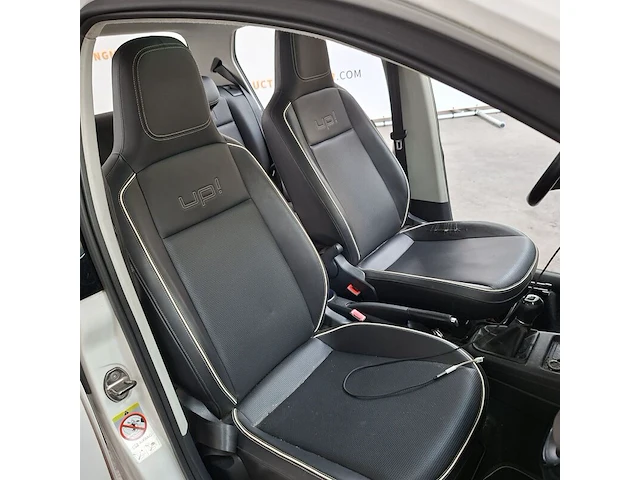 Personenauto, volkswagen, 1.0 high up! bluemotion, 2012 - afbeelding 37 van  48