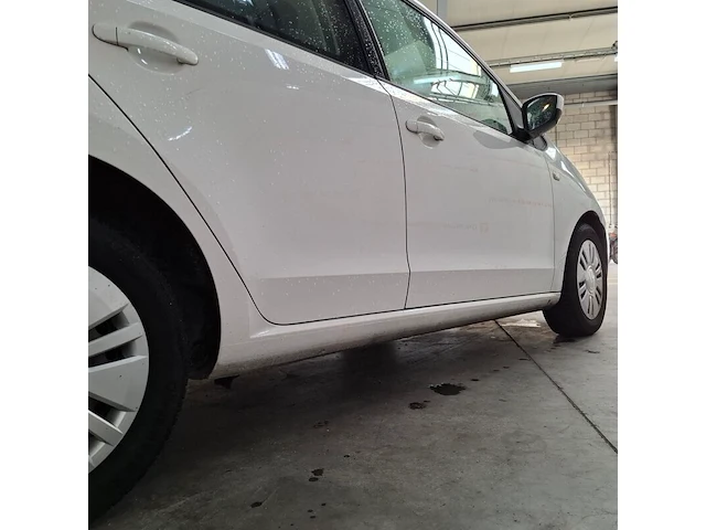 Personenauto, volkswagen, 1.0 move up! bluemotion, 2013 - afbeelding 16 van  76