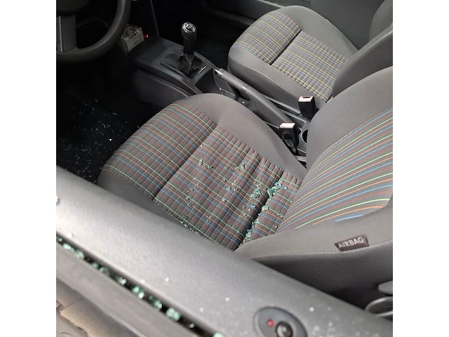 Personenauto, volkswagen, 1.4-16v fsi comfortline, 2004 - afbeelding 7 van  52