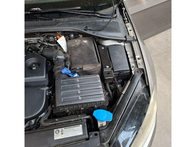 Personenauto, volkswagen, 2.0 tdi highline, 2014 - afbeelding 42 van  51