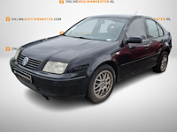 Personenauto, volkswagen, bora, 2.0 trendline, 1999 - afbeelding 1 van  14