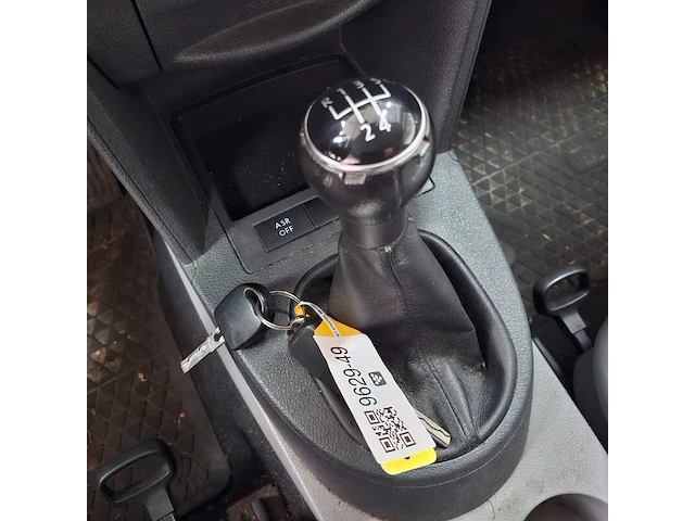 Personenauto, volkswagen, caddy, 1.6 comfortline 7p., 2008 - afbeelding 48 van  79