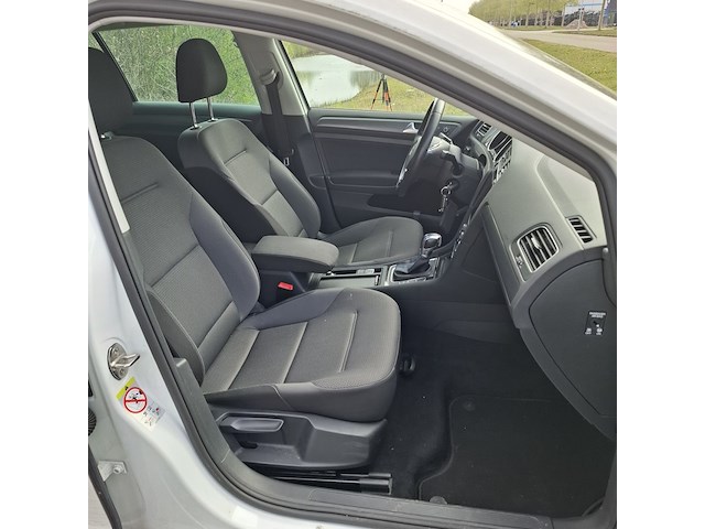 Personenauto, volkswagen, e-golf, 2017 - afbeelding 9 van  48