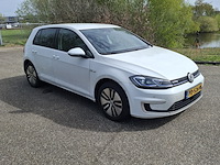 Personenauto, volkswagen, e-golf, 2017 - afbeelding 44 van  48
