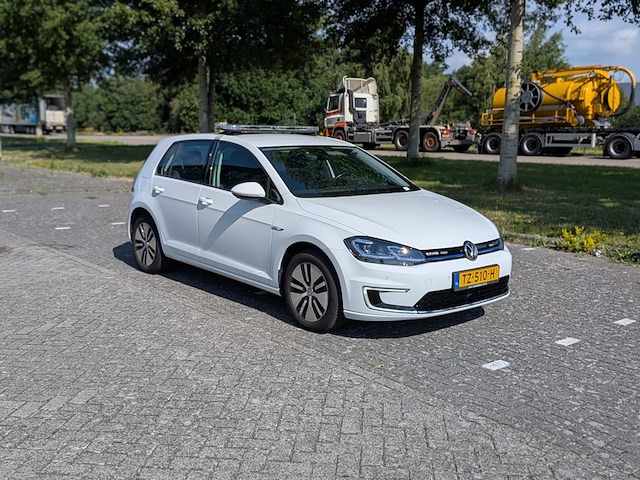 Personenauto, volkswagen, e-golf, e-golf, 2018 - afbeelding 1 van  40