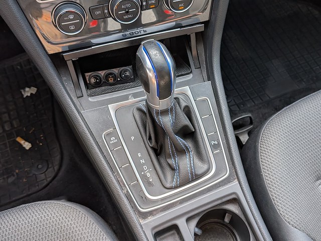 Personenauto, volkswagen, e-golf, e-golf, 2018 - afbeelding 22 van  40