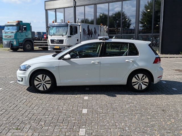 Personenauto, volkswagen, e-golf, e-golf, 2018 - afbeelding 34 van  40