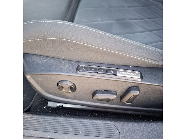 Personenauto, volkswagen, golf 1.0 tsi, 2020 - afbeelding 24 van  57