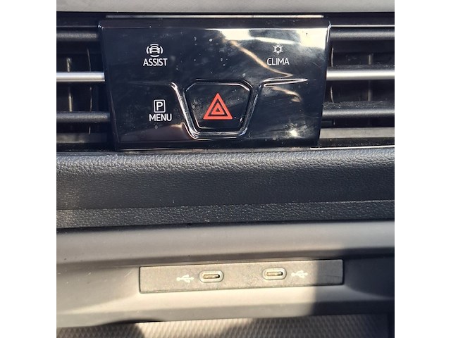 Personenauto, volkswagen, golf 1.0 tsi, 2020 - afbeelding 38 van  57