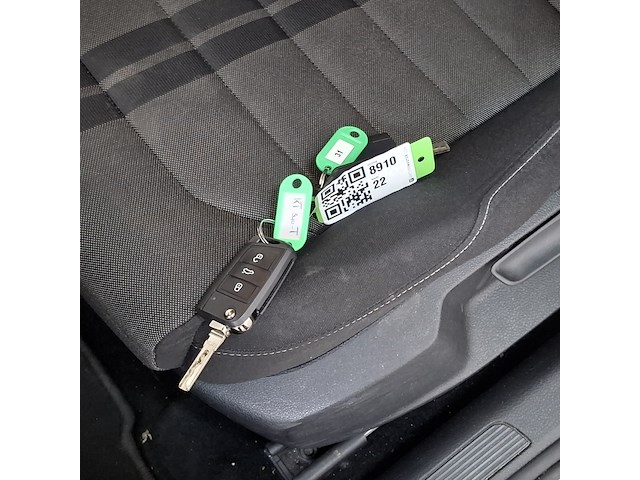 Personenauto, volkswagen, golf, 1.0 tsi connected series, 2016 - afbeelding 16 van  55