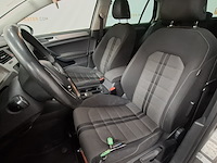 Personenauto, volkswagen, golf, 1.0 tsi connected series, 2016 - afbeelding 18 van  55