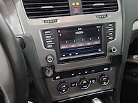Personenauto, volkswagen, golf, 1.0 tsi connected series, 2016 - afbeelding 22 van  55
