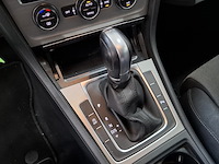 Personenauto, volkswagen, golf, 1.0 tsi connected series, 2016 - afbeelding 24 van  55