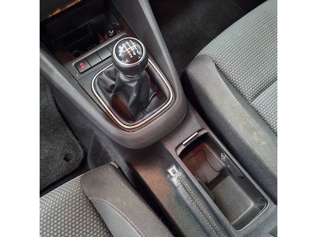 Personenauto, volkswagen, golf, 1.2 tsi comfortline bluemotion, 2012 - afbeelding 22 van  45