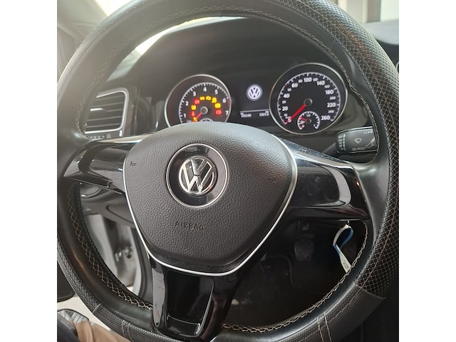 Personenauto, volkswagen, golf, 1.2 tsi cup edition, 2014 - afbeelding 2 van  41