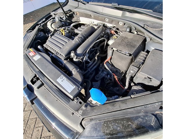 Personenauto, volkswagen, golf, 1.2 tsi easyline - afbeelding 17 van  46