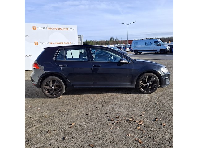 Personenauto, volkswagen, golf, 1.2 tsi easyline - afbeelding 34 van  46