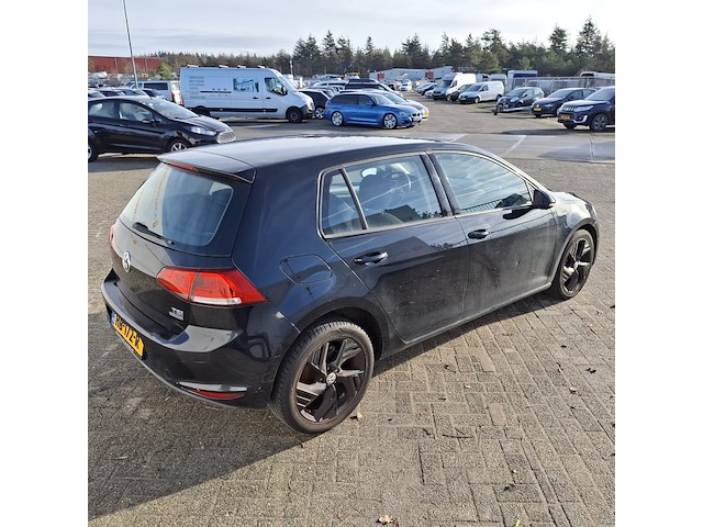 Personenauto, volkswagen, golf, 1.2 tsi easyline - afbeelding 42 van  46