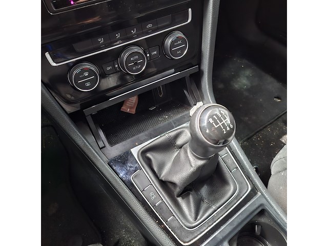 Personenauto, volkswagen, golf, 1.2 tsi highline, 2013 - afbeelding 19 van  49