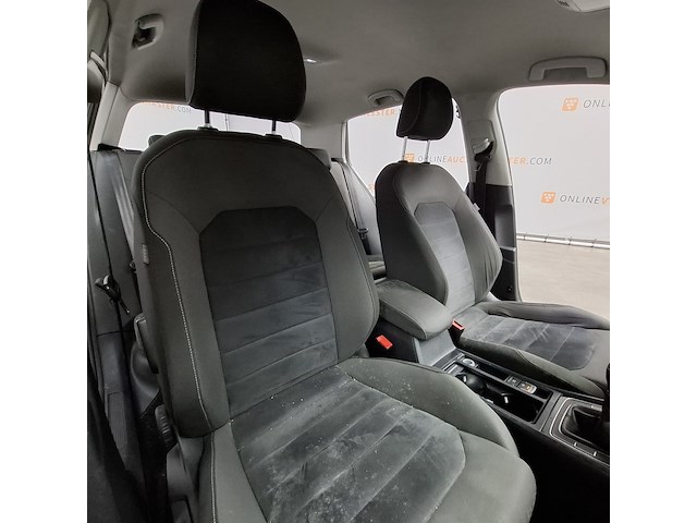 Personenauto, volkswagen, golf, 1.2 tsi highline, 2013 - afbeelding 29 van  49