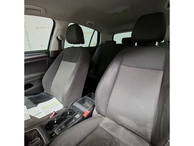 Personenauto, volkswagen, golf, 1.2 tsi trendline, 2013 - afbeelding 38 van  70