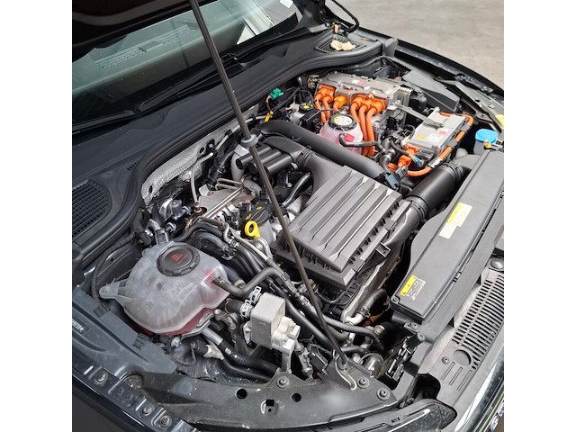 Personenauto, volkswagen, golf, 1.4 ehybrid gte, 2022 - afbeelding 19 van  26