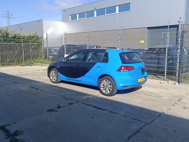 Personenauto, volkswagen, golf, 1.4 tgi comfortline bluemotion, 2014 - afbeelding 34 van  45