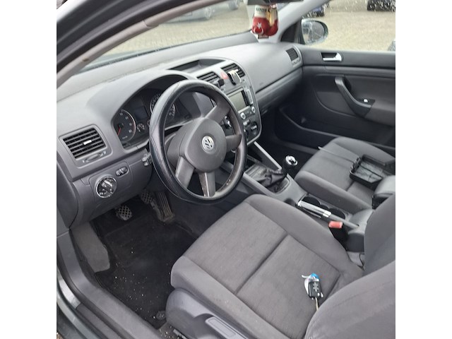 Personenauto, volkswagen, golf, 1.4 trendline, 2004 - afbeelding 10 van  12