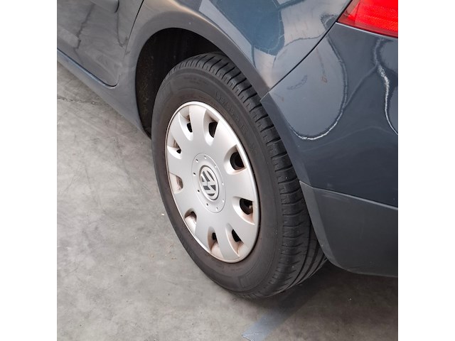 Personenauto, volkswagen, golf, 1.4 trendline, 2004 - afbeelding 2 van  41